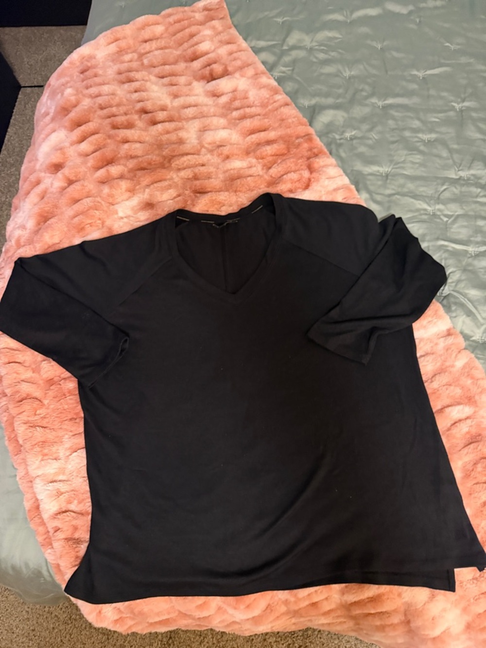 Classic Black V-Neck long Sleeve light sweater